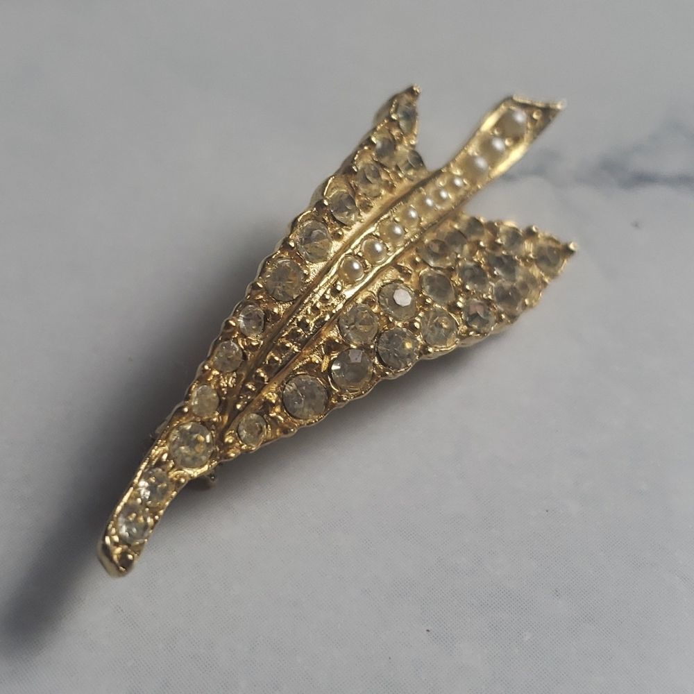 Vintage Pearl/Diamond Leaf Brooch